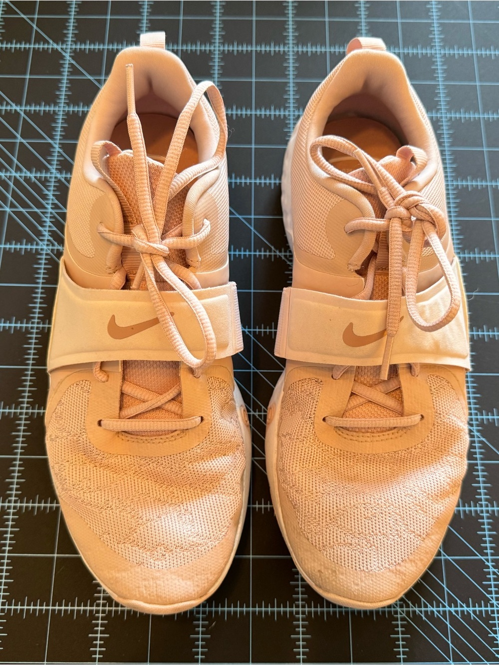 Nike Women’s Renew In-Season TR 12 Sz 10 Light Pink